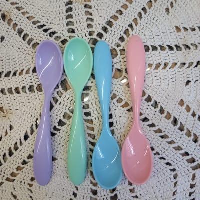 Cuchara plast color chi